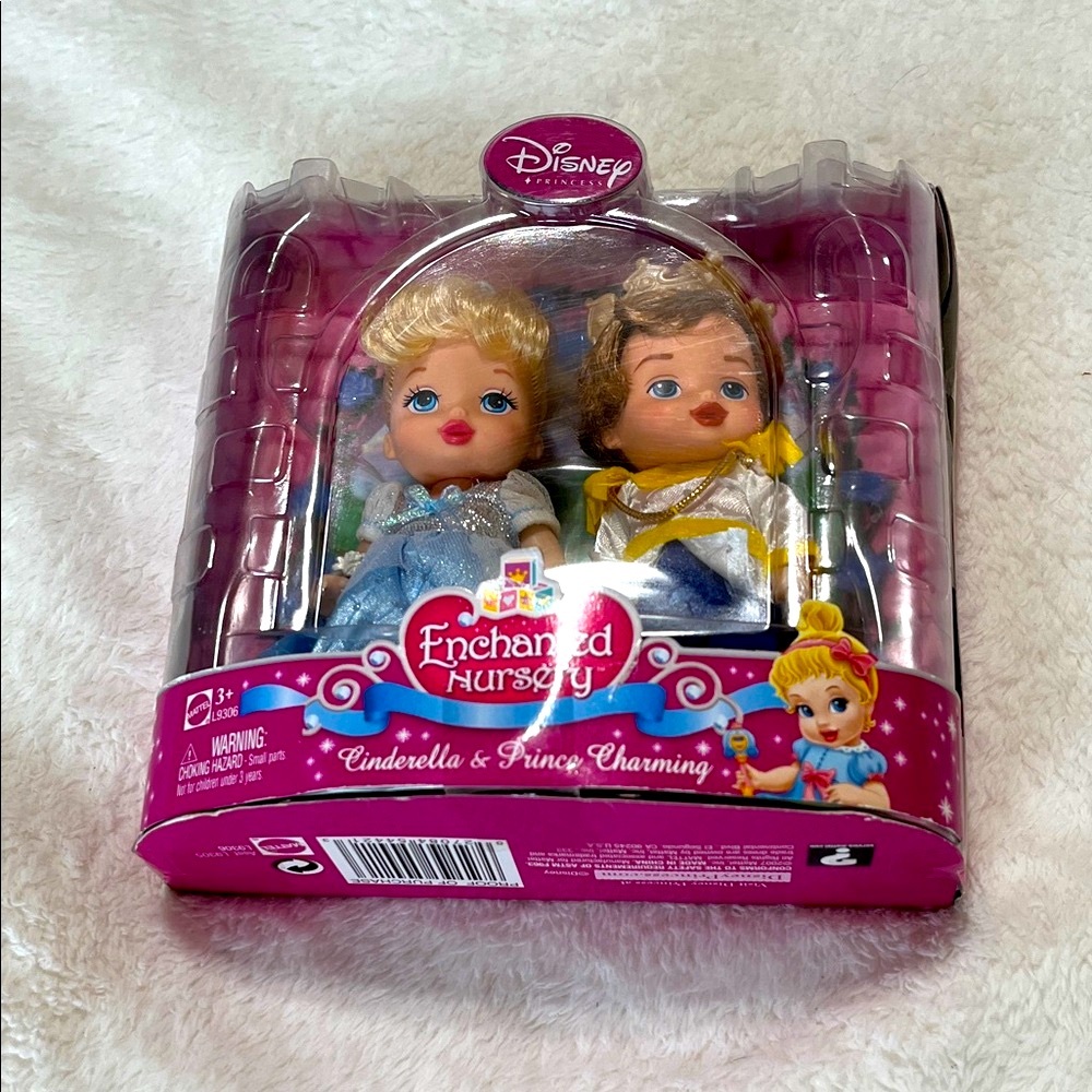 Cinderella & Prince Charming Disney Enchanted Nursery Dolls L9306